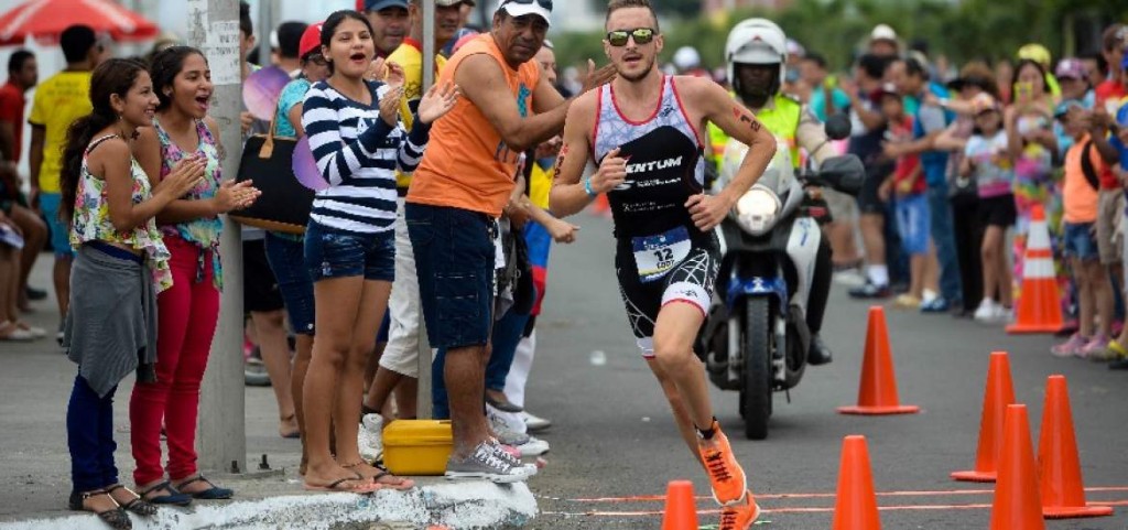 Run 3 (Rodolfo Párraga - El Telégrafo