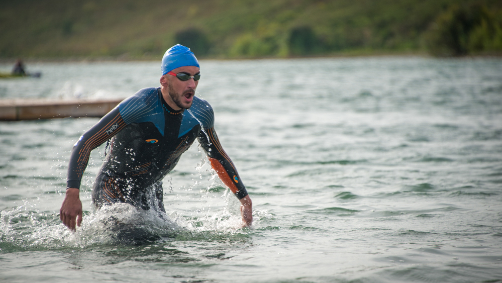 Canadian Professional Triathlon Championship Swim Exit Cody Beals (Photo: Sarah Purdy)